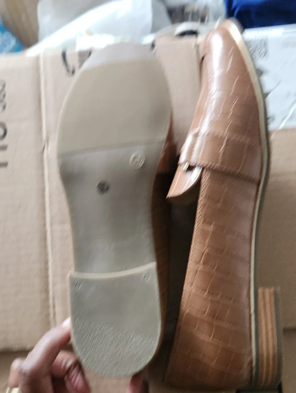 Liz Claiborne Tan Croc-Embossed Loafers with Gold Bar